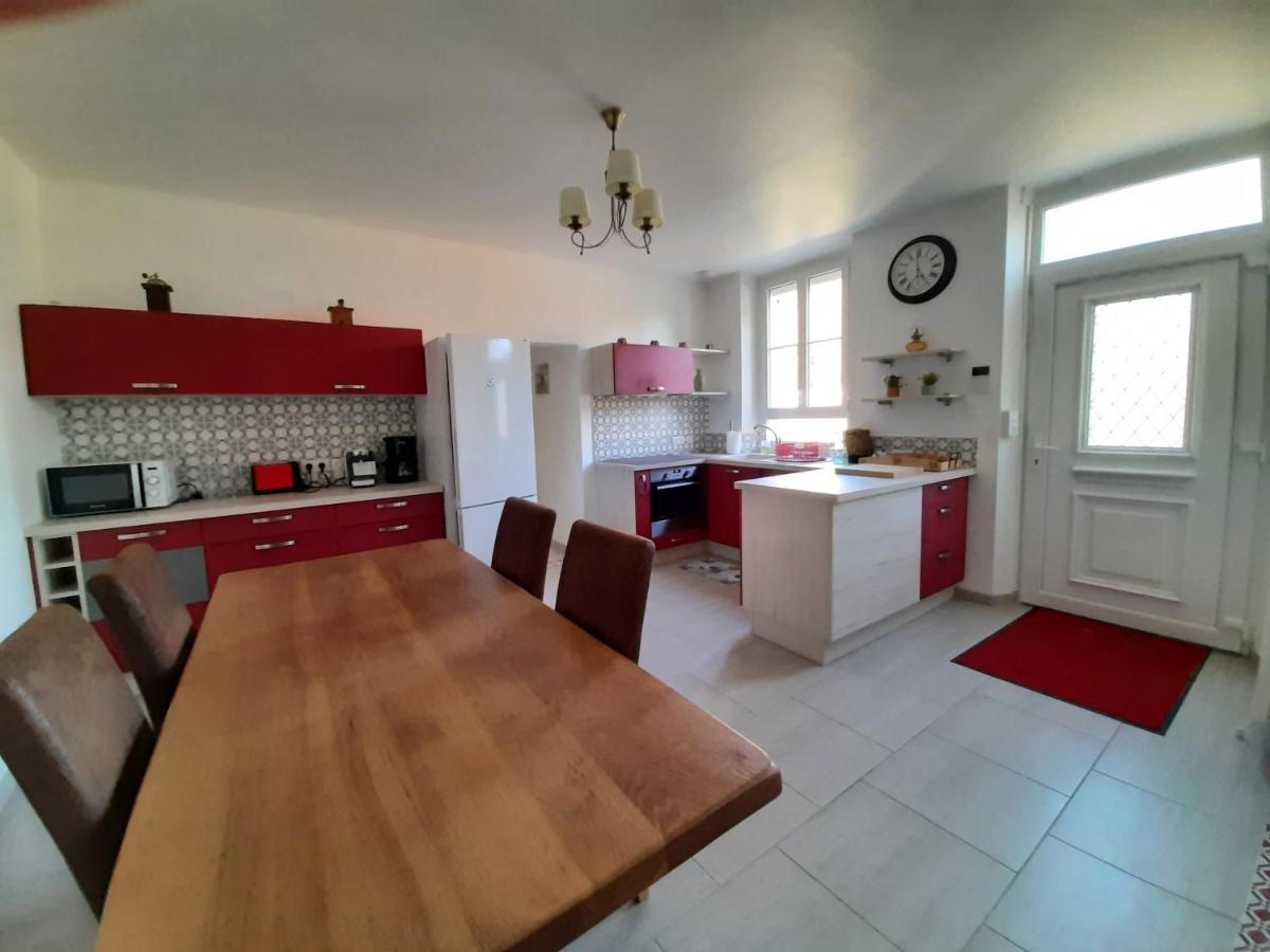 Vinneuf Maison Longere Les Camelias מראה חיצוני תמונה